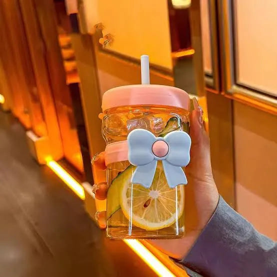 Bow Glass Cup with Straw, Party Beverage Cup, Portable Glass Water Cup with Straw Lid, Elegant Cute Transparent Mug