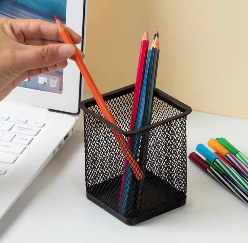 Metal Mesh Pen Holder, Pen Pencil Stationary Holder, Black Metal Stationary Organizer, Creative Metal Pen Holder, Pen Stand For Office Table, Sleek Black Stationary Cup