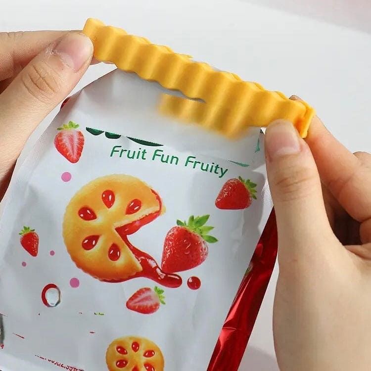 Set Of 12 Fries Sealing Clip, Creative French Fries Bag Sealer with Holder, Fridge Magnet Bag Clips, Food Seal Clip, Snack Sealing Sealing Clamp, Moisture-proof Preservation Clip, Crinkle Chips Closure Clip