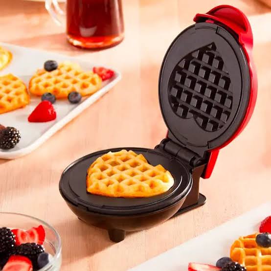 Mini Mighty Waffle Maker, Electric Waffles Maker Machine, Breakfast Dessert Baking Machine, Portable Non Stick Waffles Maker, Calf Crossing Foldable Waffle Pancake Maker, Electric Cake Maker For Pancakes Cookies Non Stick Coating