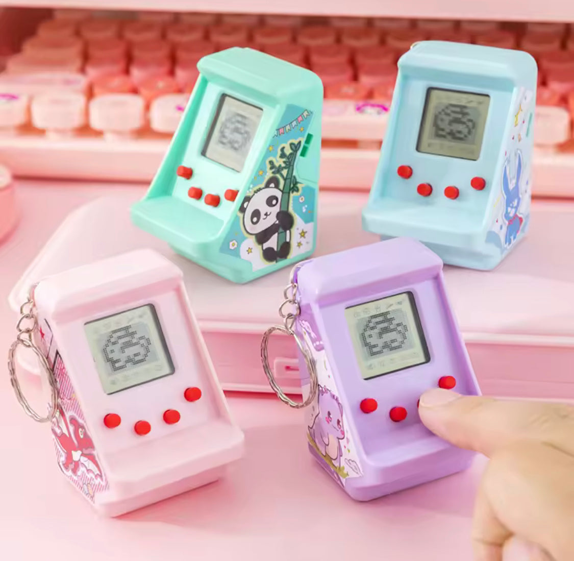 Handheld Mini Tetris Game Console Keychain, Digital Pet Game Toy Keychain, Nostalgic Game Machine for Kids
