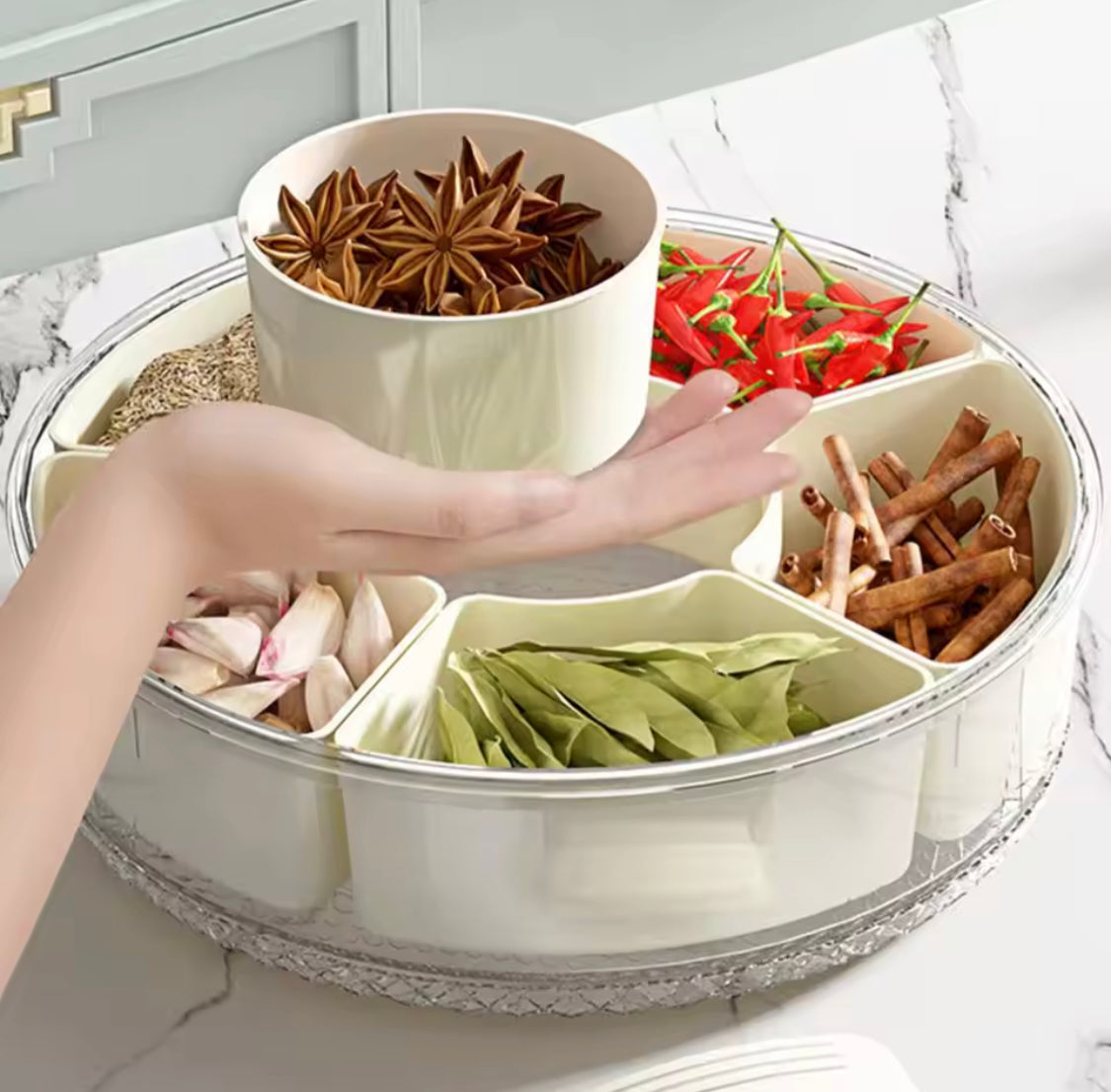 360 Degree Rotating Snacks Storage Box, 6 Compartments Fod Storage Box, Multifunctional Seasoning Spice Organizer