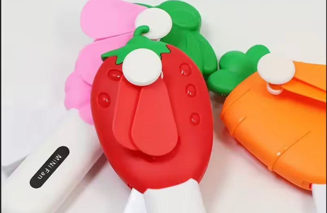 Fruit Shaped Mini Plastic Handheld Fan, Children's Student Fan, Portable Hand Cool Mini Fan, Manual Press Summer Cooling Essential