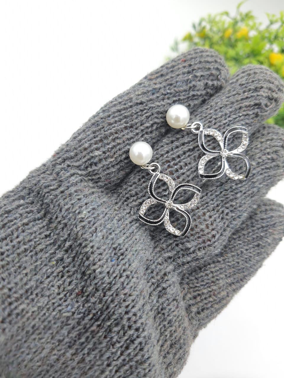 Vintage Flower Suspension Earrings, Floral Stud Earrings, Party Wear Earring Jewellery, Floral Design Studs