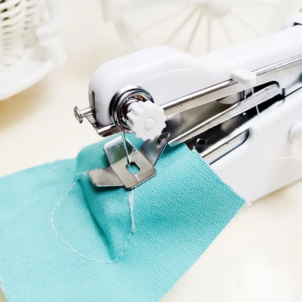 Handheld Sewing Machine, Portable Handy Stitch Machine, Mini Needle Cordless Clothes Fabric Sewing Machine, Stapler Sewing Machine, Portable Sewing Machine for Home Tailoring, Handheld Sewing Machine for Beginners
