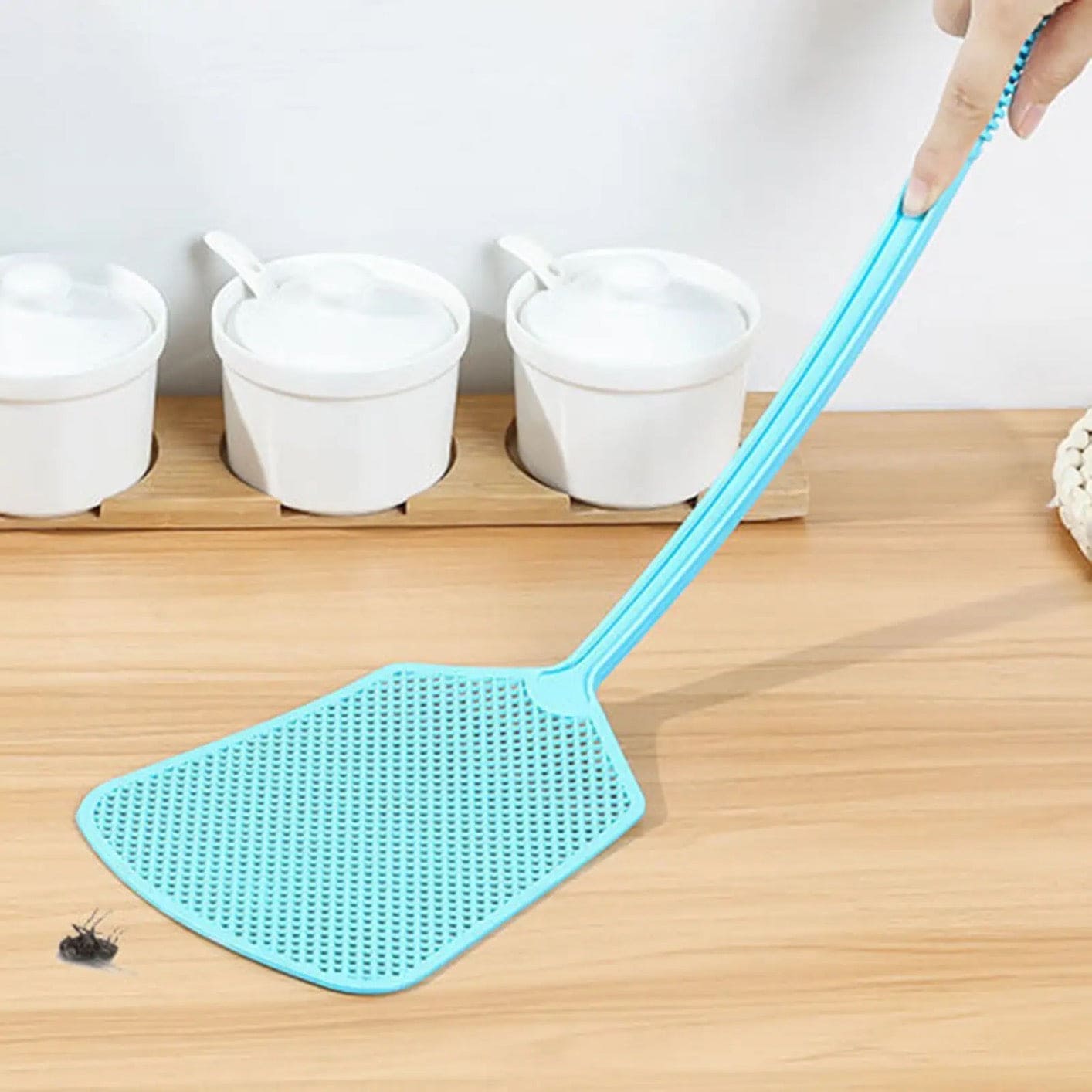 Plastic Fly Swatters, Flexible Long Handle Manual Swat, Striking Fly Sticky Flea Mattress Sticky Strip, Pest Bug Mosquito Insect Killer Slap Tool