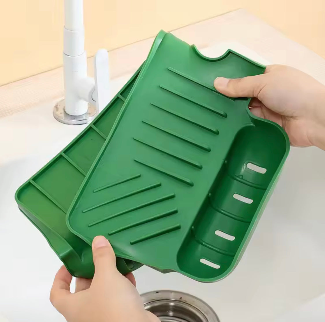 New Silicone Faucet Mat, Sink Splash Guard Pad, Silicone Faucet Drain Pad, Faucet Countertop Protector