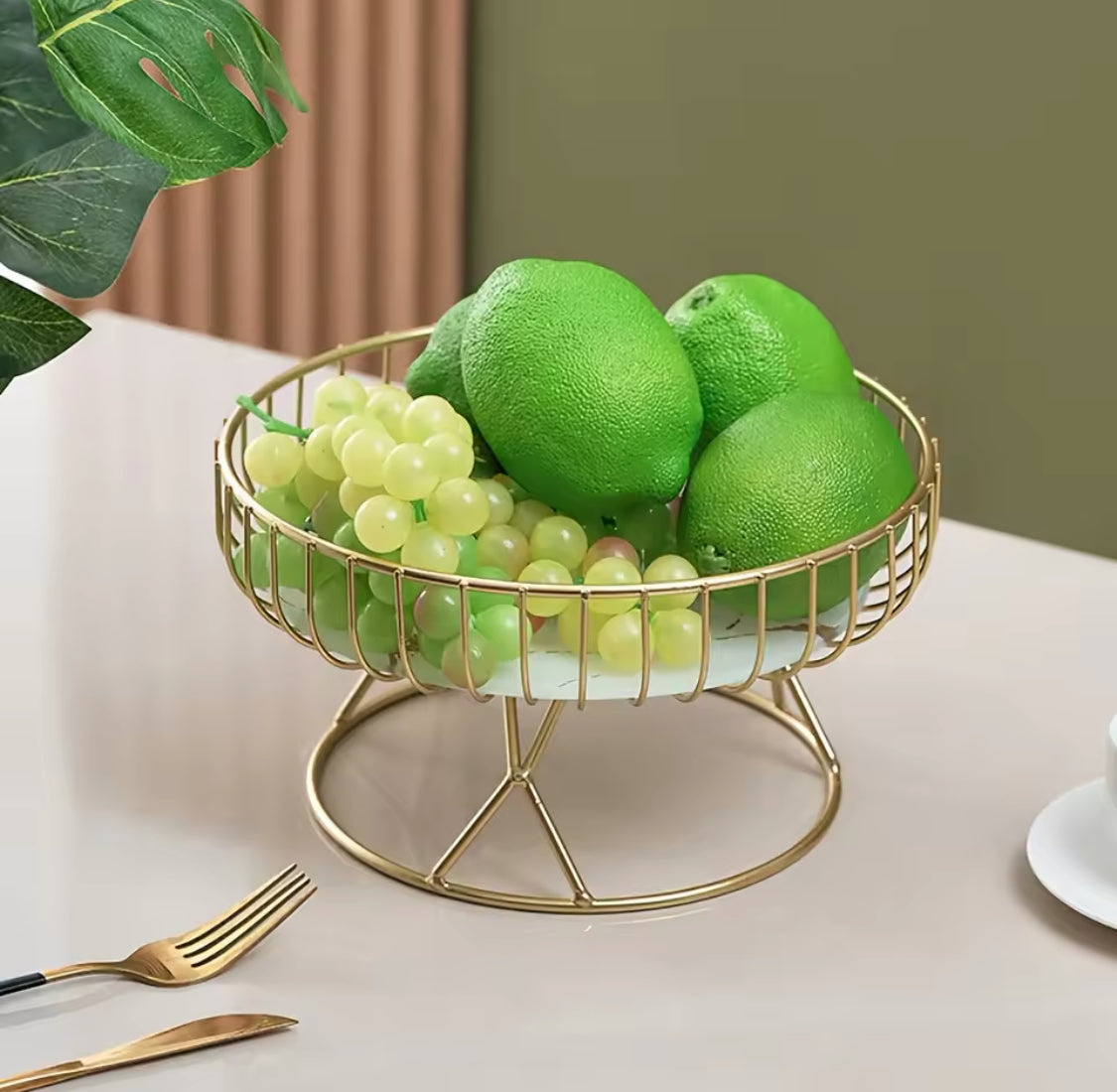 Luxury Fruit Round Bowl Tray, Home Living Room Table Tray, Decorations Fruit Bowl