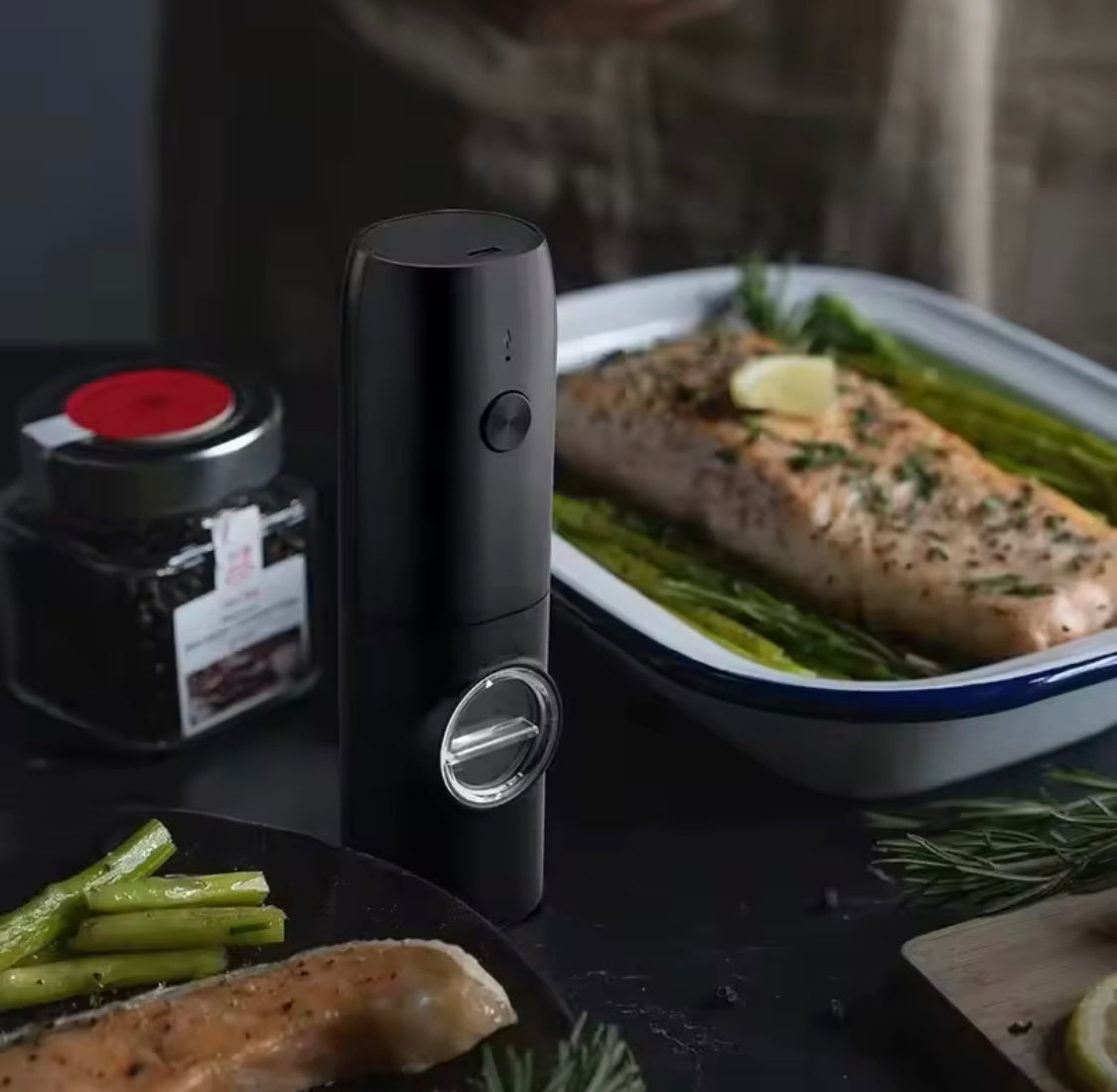 Cell Operated Salt And Pepper Grinder, Multigrain Mini Grinder, Kitchen Seasoning Gadget