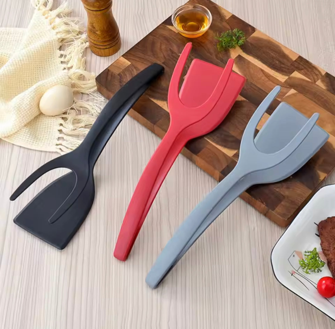 Egg Flipper Spatula, Silicone Cooking Spatula, 2 in 1 Grip Flip Tong, Silicone Steak Tongs, Omelette Turners, Pancake Bread Clamp