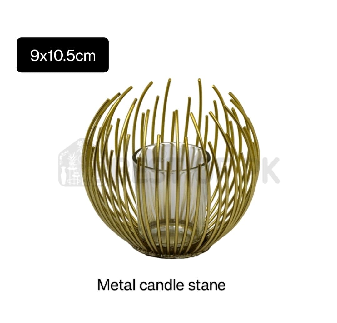 Geometric Metal Candle Holder, Gold Lantern Metal Candlestick, Nordic Home Decor Wrought Iron Candle Holder, Metal Crafts Modern Desktop Candle Holder, Metal Candlestick Wedding Bedroom Table Decoration