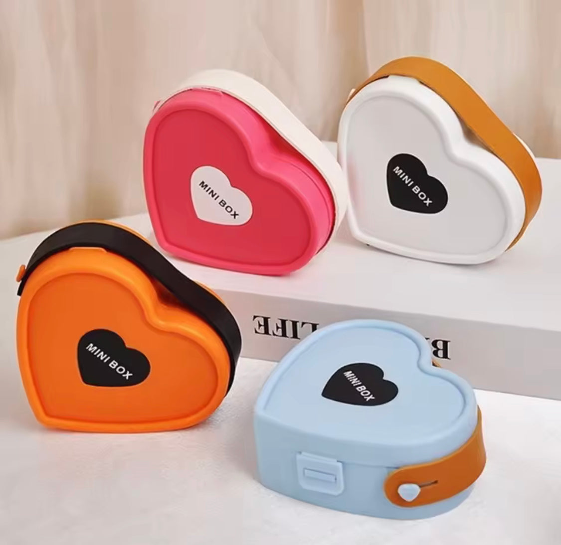Portable Storage Jewelry Box, Cute Plastic Silicone Rings Case, Jewelry Storage Box With Leather Handle, Travel Carrying Mobile Cable And Earphones Organizer Case