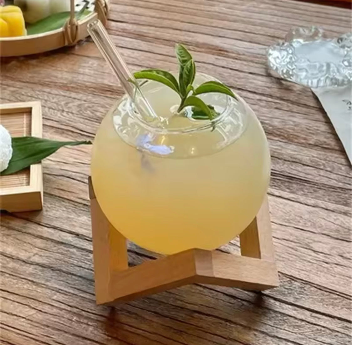 Round Unique Design Ball Shape Glass Cup, Crystal Round Ball Beverage Cup With Wooden Stand, Unique Shape Glass Straw Cup