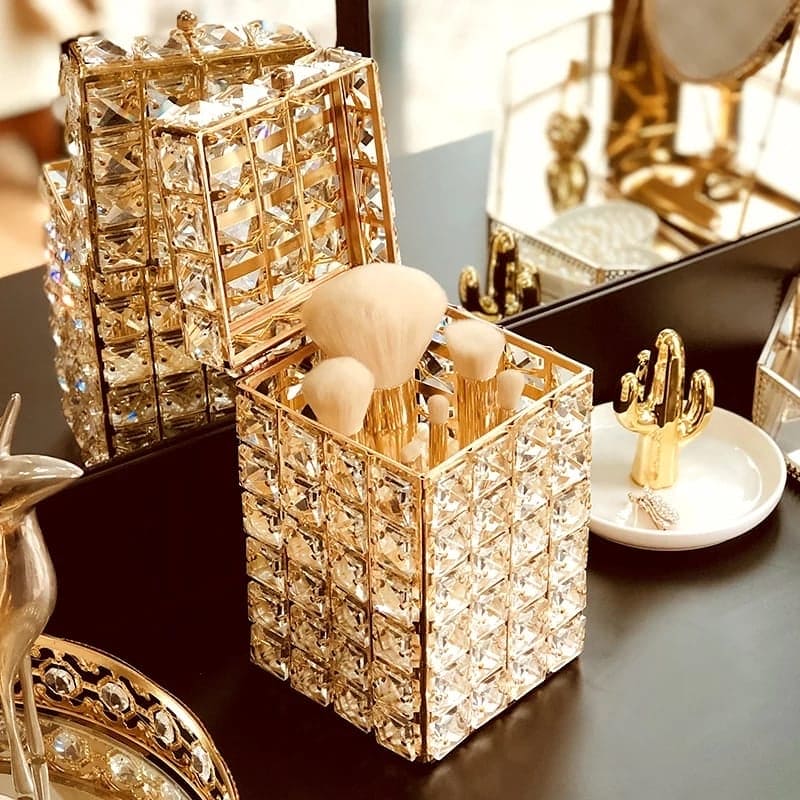 Luxury Treasure Makeup Box, Light Luxury Crystal Lipstick Box, Cosmetic Jewelry Box, Crystal Pen Tissue Box, Crystal Tray With Cover, , Desktop Eyebrow Pencil Storage Bucket, Jewelry Cosmetic Organizer, Dressing Table Makeup Brush Organizer