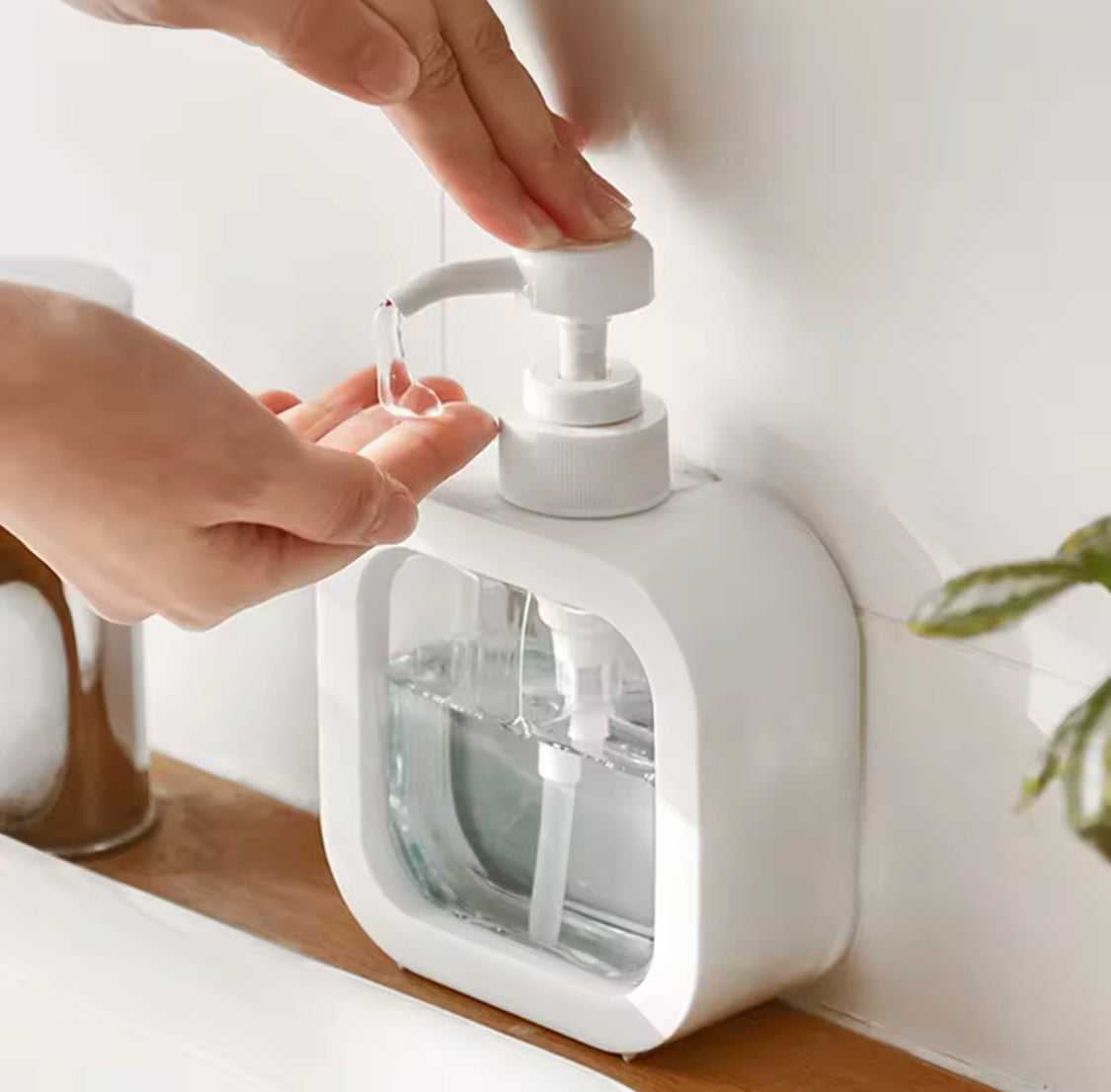 Hand Pump Soap Dispenser, Home Refillable Bottle Liquid Container, Transparent Square Soap Dispenser