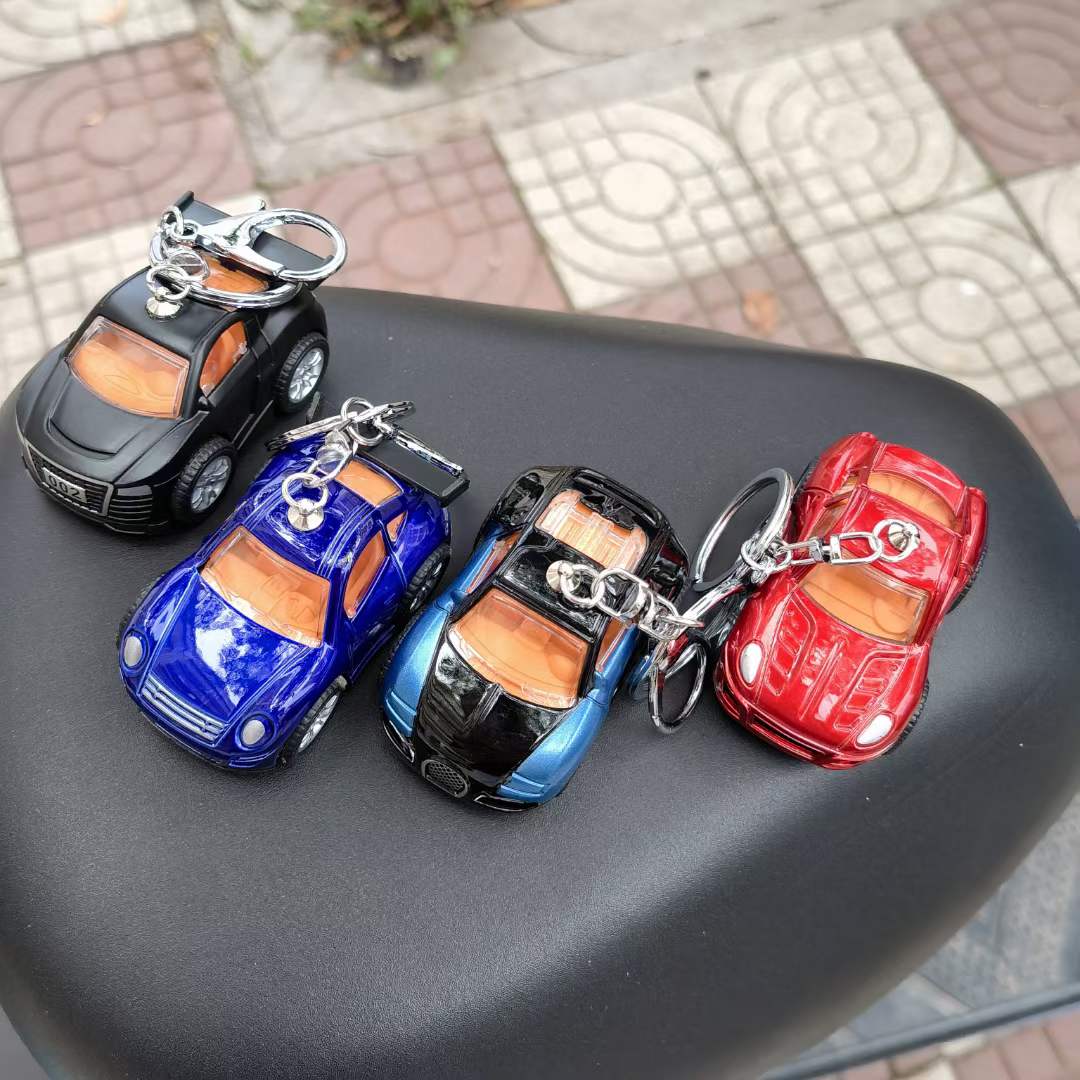 Car Keychain, Fashionable Car Keychain, Car Pendant Keychain For Car Lovers, Luminous Key Holder, Key Decoration Key Ring