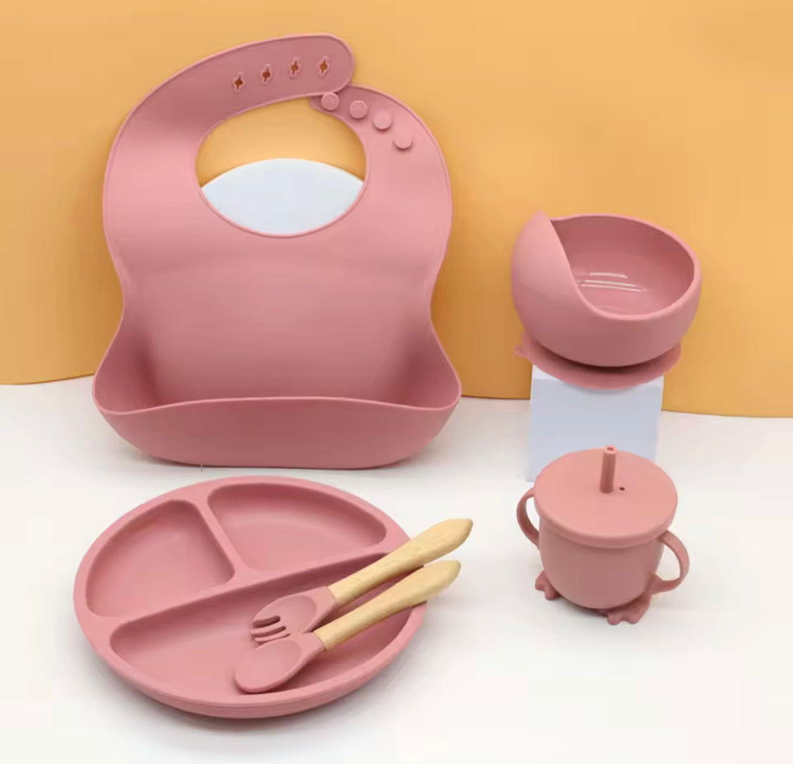 8pcs Silicone Baby Feeding Set, Portable Baby Feeding Set, Newborn Essentials Feeding Set, Adjustable Girl Boy Children Bibs, Newborn Feeding Accessories