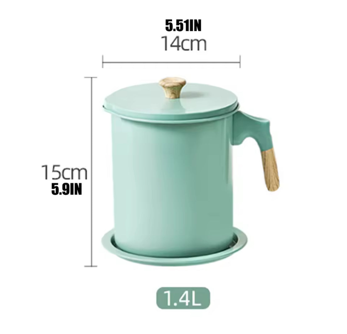 1.4 Litter Stainless Steel Kitchen Oil Filter Pot, Manual Grease Oil Container, Kitchen Oil Separator And Storage Can With Fine Mesh Strainer, Oil Trap with Lid, Strainers Pot Oil Bottle, Filter Oils Separator Tank, Kitchen Cooking Tools
