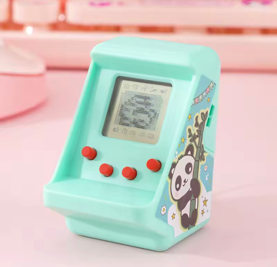 Handheld Mini Tetris Game Console Keychain, Digital Pet Game Toy Keychain, Nostalgic Game Machine for Kids