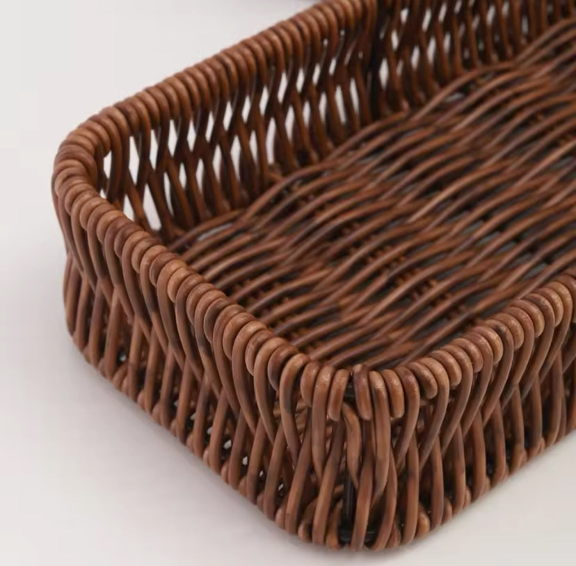 Durable Plastic Imitation Rattan Storage Basket, Rectangle Home Desk Decoration Tray, Square Serving Basket