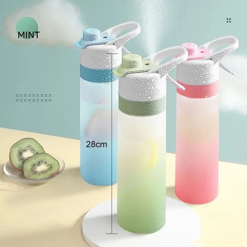 Spray Water Bottle, 700ml Fashion Cute Drinking Cup, Large Capacity Misting Water Bottle, Gradient Drinkware Travel Bottle, Outdoor Sport Fitness Water Cup