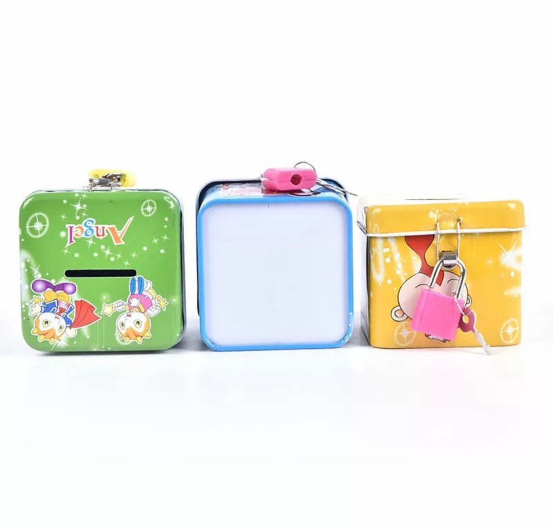 Cute Cartoon Piggy Bank, Kids Money Box, Money Saving Box, Money Box with Lock Key