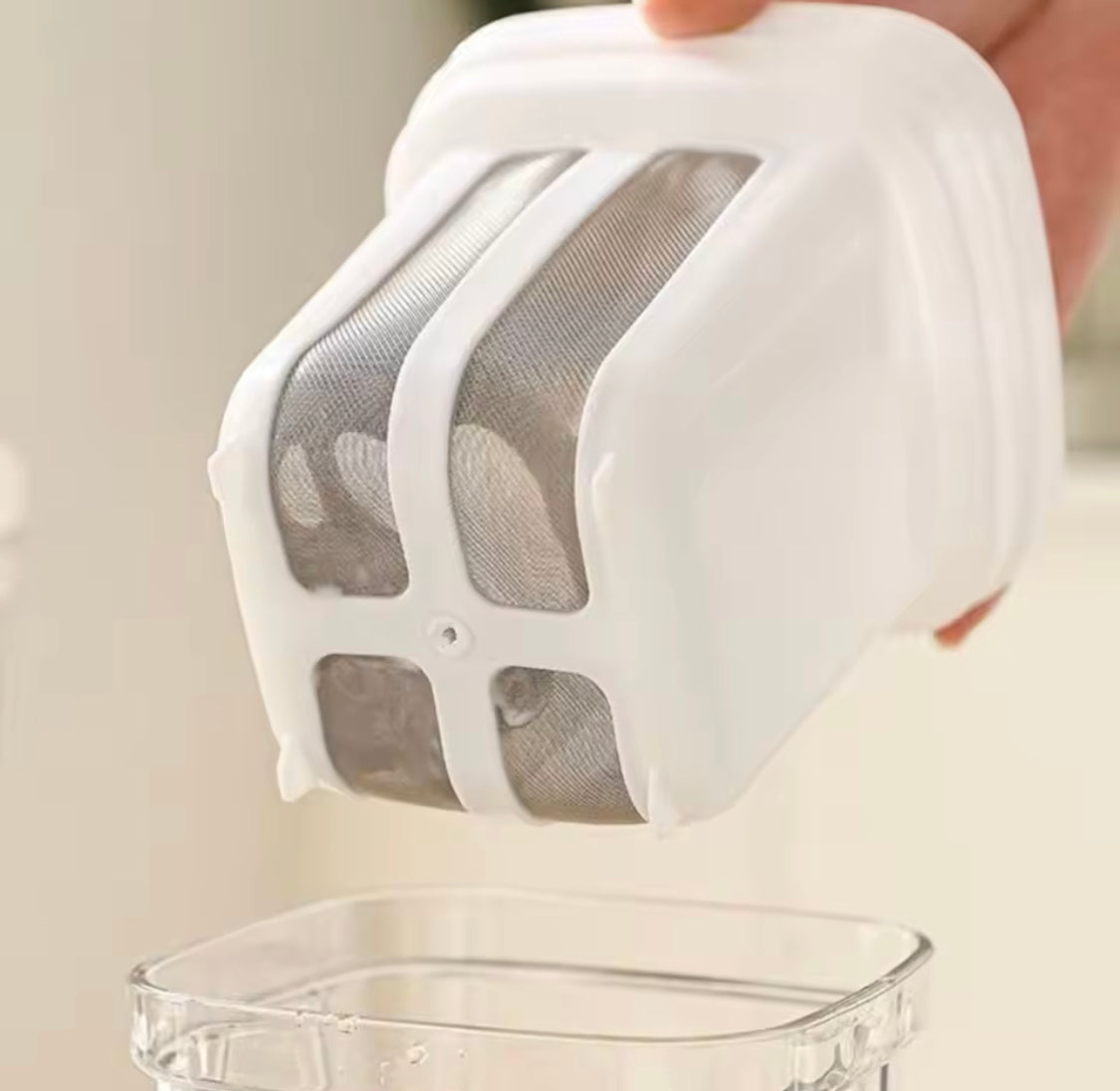 Portable Yogurt Strainer Cup,  Greek Yogurt Filter with Separator, Food Grade Greek Yogurt Strainer, Large Capacity Fine Mesh Cheese Yogurt Maker with Lid