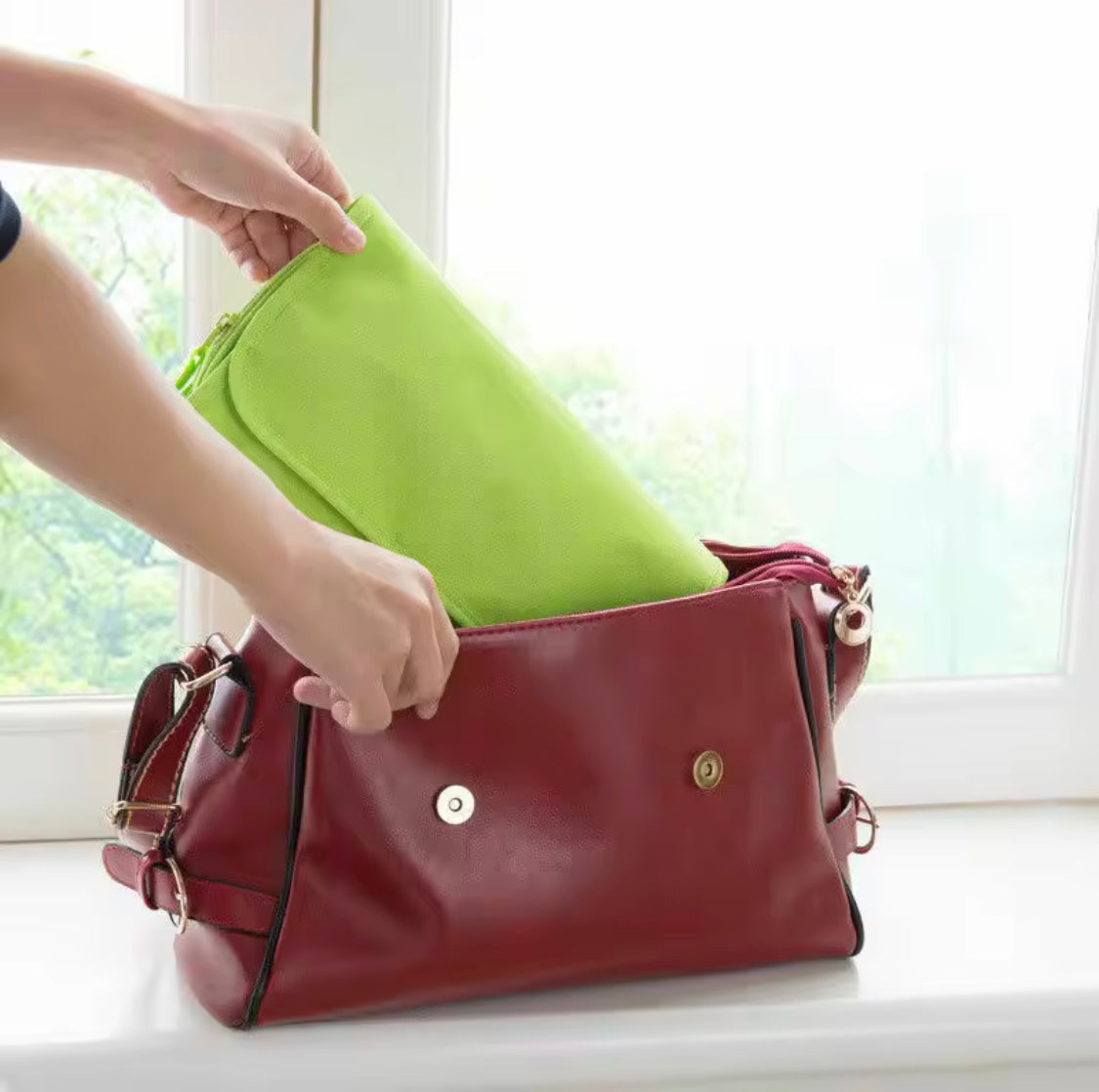 Makeup Hanging Organizer Pouch, Travelling Makeup Bag, Women Toiletries Organizer, Hanging Bathroom Wash Bag