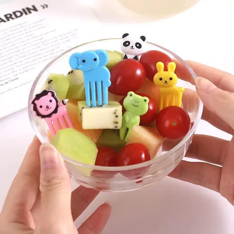 Animal Fruity Forks, Plastic Mini Cartoon Kids Cake Fruit Toothpick, Animal Kids Food Picks for Picky Eater, Reusable Cartoon Children Snack Cake Dessert Lunch Pick, Fun Toddler Food Picks