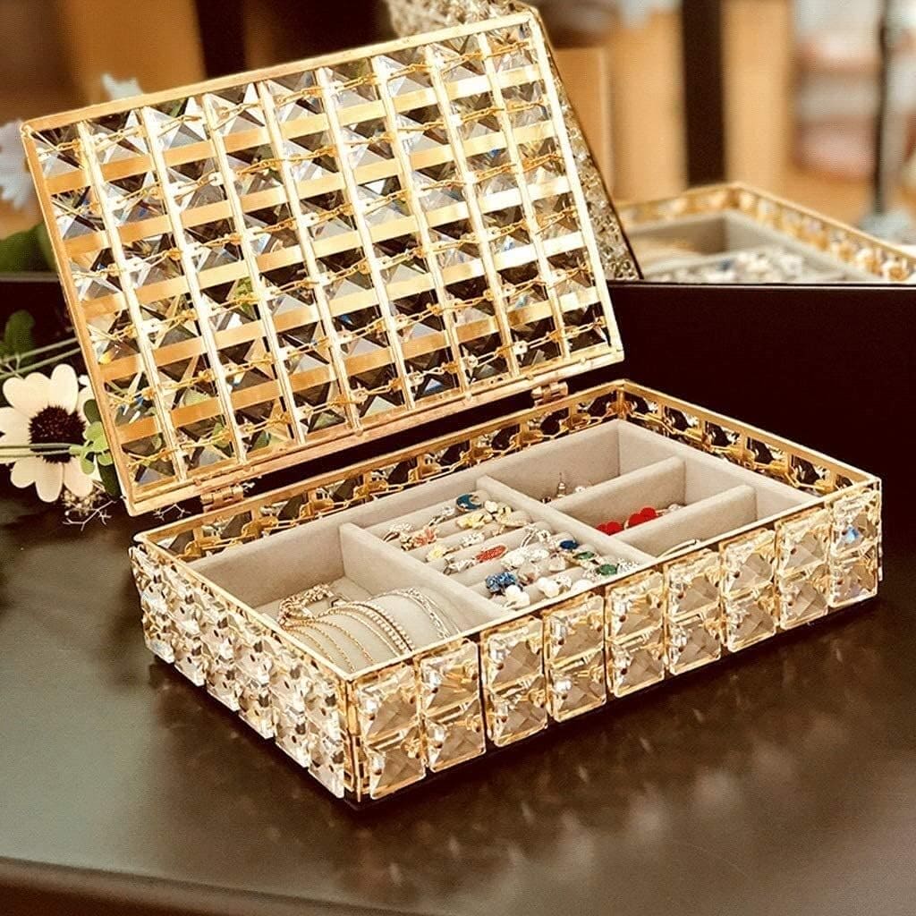 Cabilock Crystal Jewellery Box, Portable Rectangular Crystal Jewelry Organizer, Desk Topper Decor Jewelry Display Case, Crystal Hollow Jewellery Holder, Nordic Personalized Jewelry Box