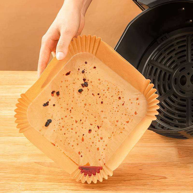 50 Pcs Air Fryer Plates, Kitchen Baking Greaseproof Paper, Oil Absorbing Paper for Household, Barbecue Plate Food Oven Kitchen Pan Pad, Non-Stick Unbleached Air Fryer Parchment Paper Liner, Disposable Parchment Paper Set