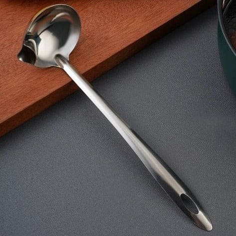 Oil Separator Spoon, Stainless Steel Filter Oil Ladle, Home Strainer Cooking Colander, Kitchen Oil Skimmer Spoon, Food Fat Skimmer Spoon