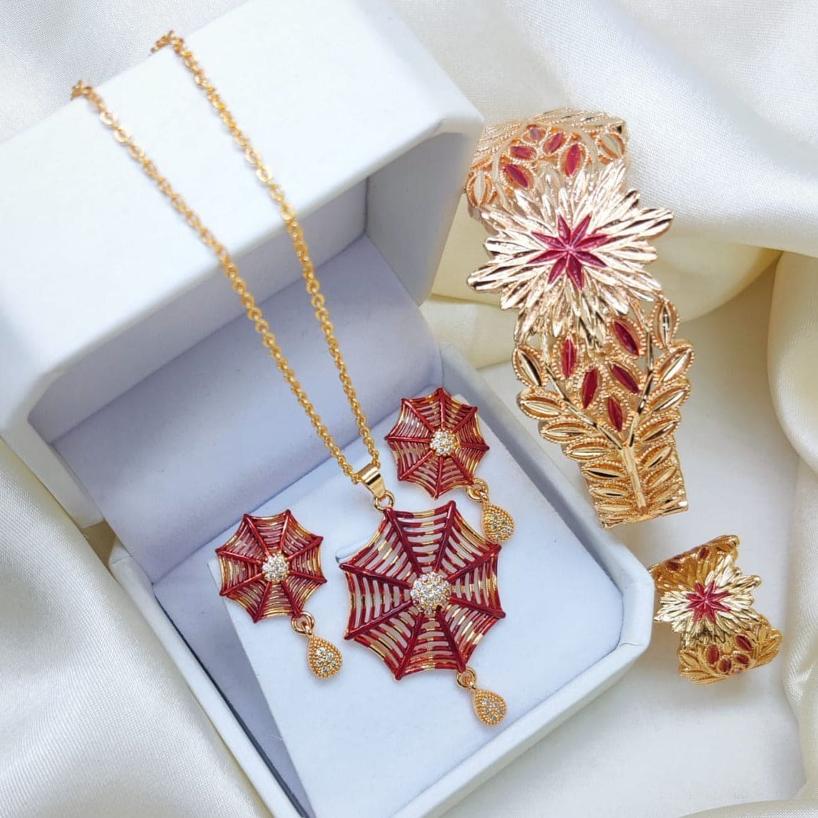 Twinkling Fancy Jewellery Set, Elegant Wedding Jewellery Set, Shining Stylish Leaves Jewellery Set