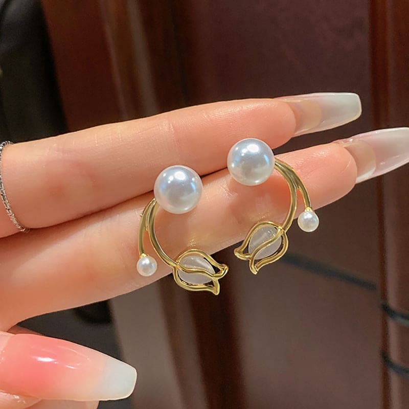 Opal White Tulip Flower Pearl Stud Earrings for Women, Luxury Sweet Flower Back Hanging Earrings, Cute Imitation Pearl Leaf Small Stud Earring, Versatile Ear Hook Pearl Earrings