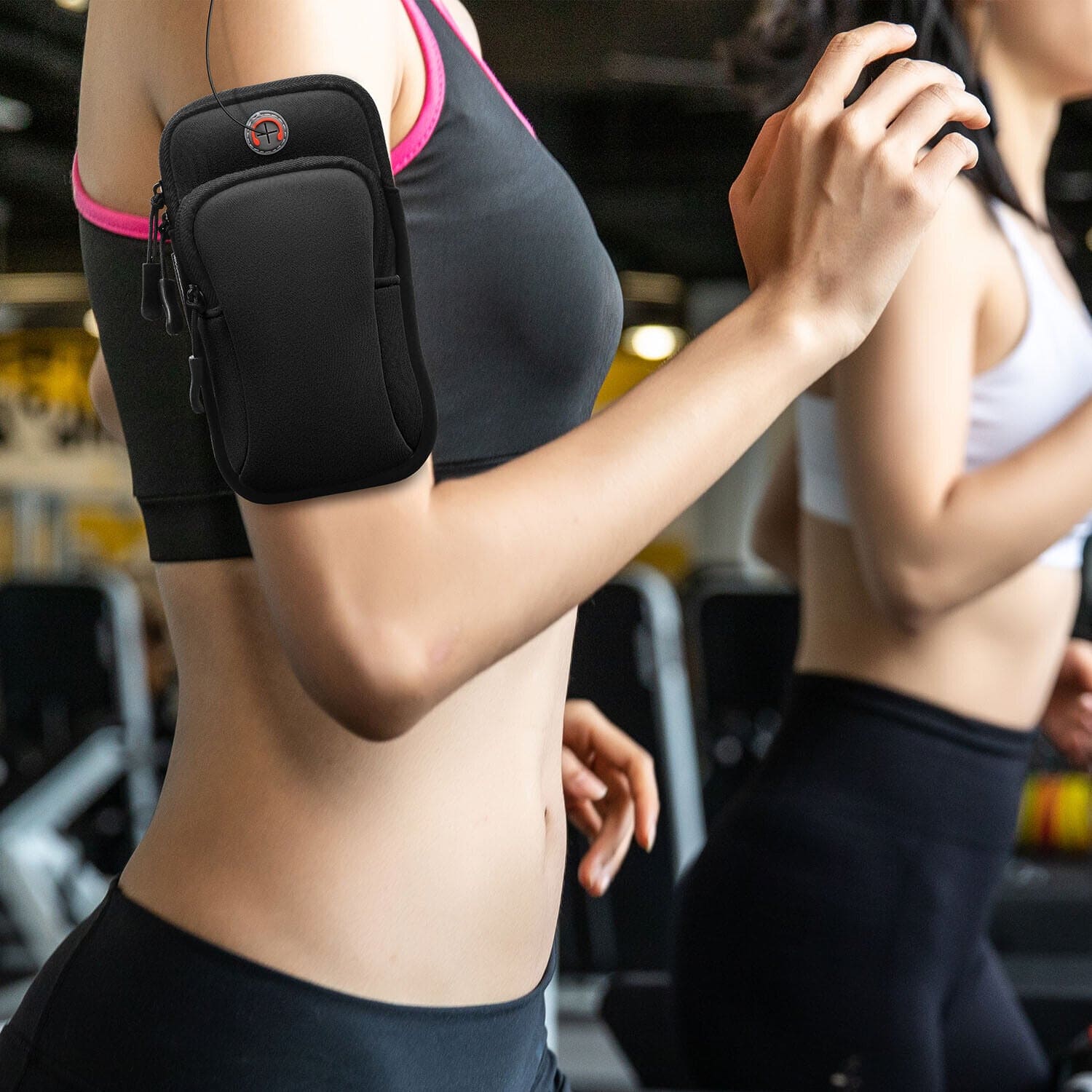 Sports Arm Bag Workout Phone Holder Running Mobile Phone Arm Bag Wa eveen.pk