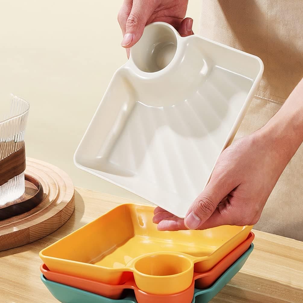 Set of 4 Square Dumpling Plate With Dipping Dish, Plastic Portion Plate, Sushi Fries and Dumplings Sauce Separation, Multipurpose Dumpling Plate With Sauce Compartment, Square Serving Plates with Sauce Holder, Multifunctional Food storage Plate