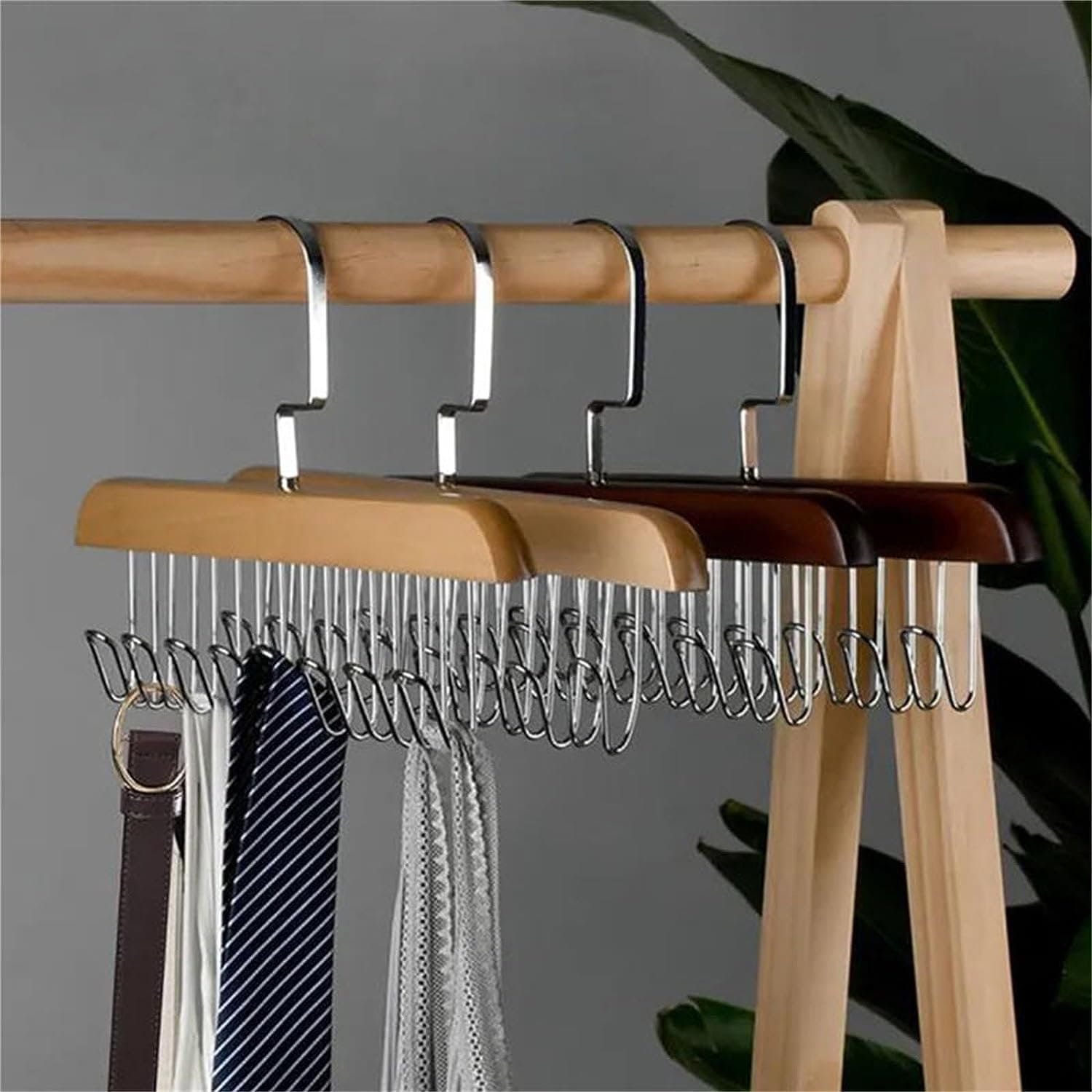 Wooden Suspender Hanger, Multifunctional 8 Hook Hanger, Non Slip Wardrobe Clothing Storage Holder, Dormitory Closet Organizer, Multipurpose Scarf Hat Hanger, 360 Non Slippery Hanger