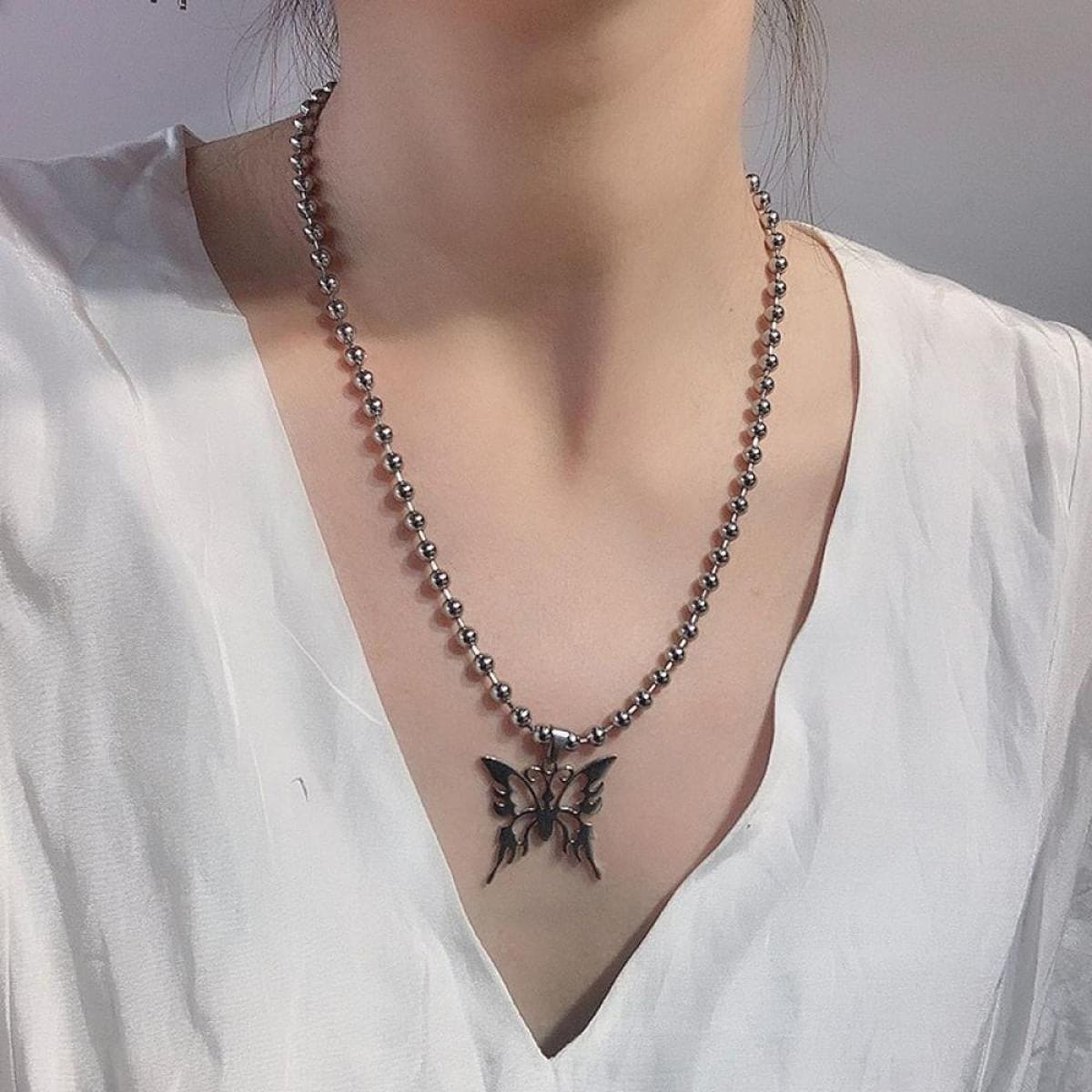 Sweet Butterfly Stainless Steel Pendant Necklace, Streetwear Ball Chain Polishing Chain Pendant, Hollow Butterfly Ball Chain Necklace Jewellery
