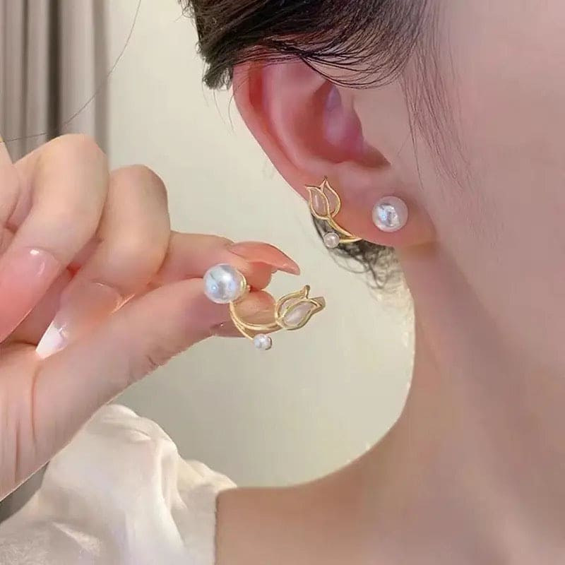 Opal White Tulip Flower Pearl Stud Earrings for Women, Luxury Sweet Flower Back Hanging Earrings, Cute Imitation Pearl Leaf Small Stud Earring, Versatile Ear Hook Pearl Earrings
