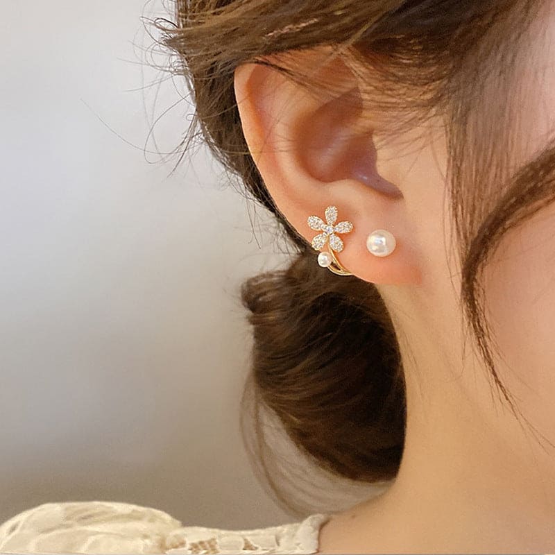 Dainty Delicate Flower Stud Earrings, Cute Flower Imitated Pearl Statement Stud Earrings, Graceful Flower Stud Earrings, Pearl Petal Earrings, Minimalist Piercing Studs Trendy Earrings