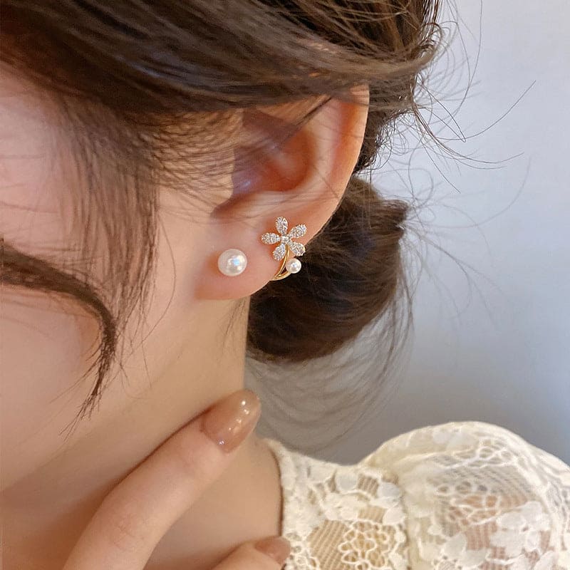 Dainty Delicate Flower Stud Earrings, Cute Flower Imitated Pearl Statement Stud Earrings, Graceful Flower Stud Earrings, Pearl Petal Earrings, Minimalist Piercing Studs Trendy Earrings