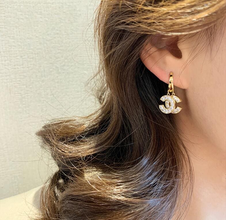 Classy Shiny C Earrings, Luxurious Crystal Shiny Earrings, Double Circle Flash Zircon Stud Earrings, Shiny Drill Ear Clip Earrings For Women, Elegant Pearl Ear Cuff