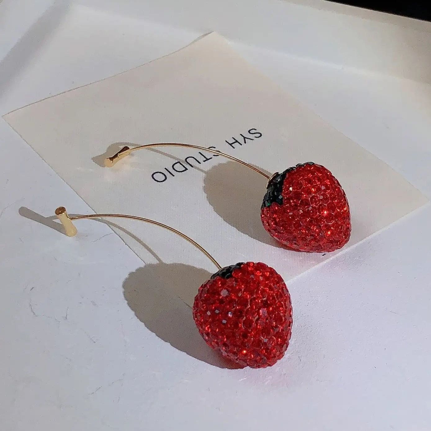 Strawberry Fruit Earring, Strawberry Rhinestone Drop Earrings Dangle Earrings For Women, Cute Fruity Earring For Women,  Red Strawberry Earring For Women, Fruit Simulation Strawberry Drop Dangle Earrings Jewellery