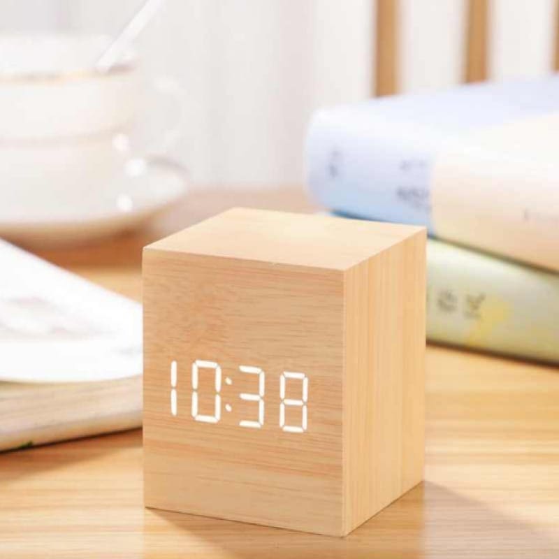 Wooden Led Smart Alarm Clock, Cube Digital Alarm Clock, Mini Digital Cube Alarm Clock, Modern Square Design Wood Grain Clock, Cube Clock For Bedrooms, Kids, Living Room, Kitchen