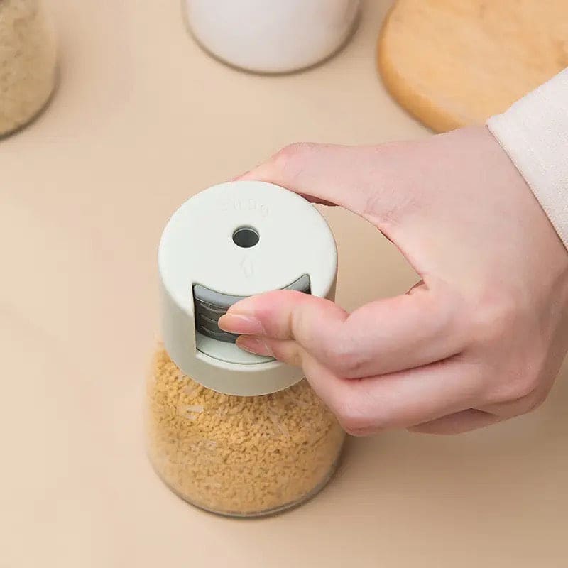 Metering Salt Shaker, Quantitative Salt Shaker, Press Salt Shaker, Seasoning Spice Jar Can, Kitchen Spice Seasoning Bottle, Push Type Salt Dispenser, Cap Sealed Cruet Condiment Seasoning Jars