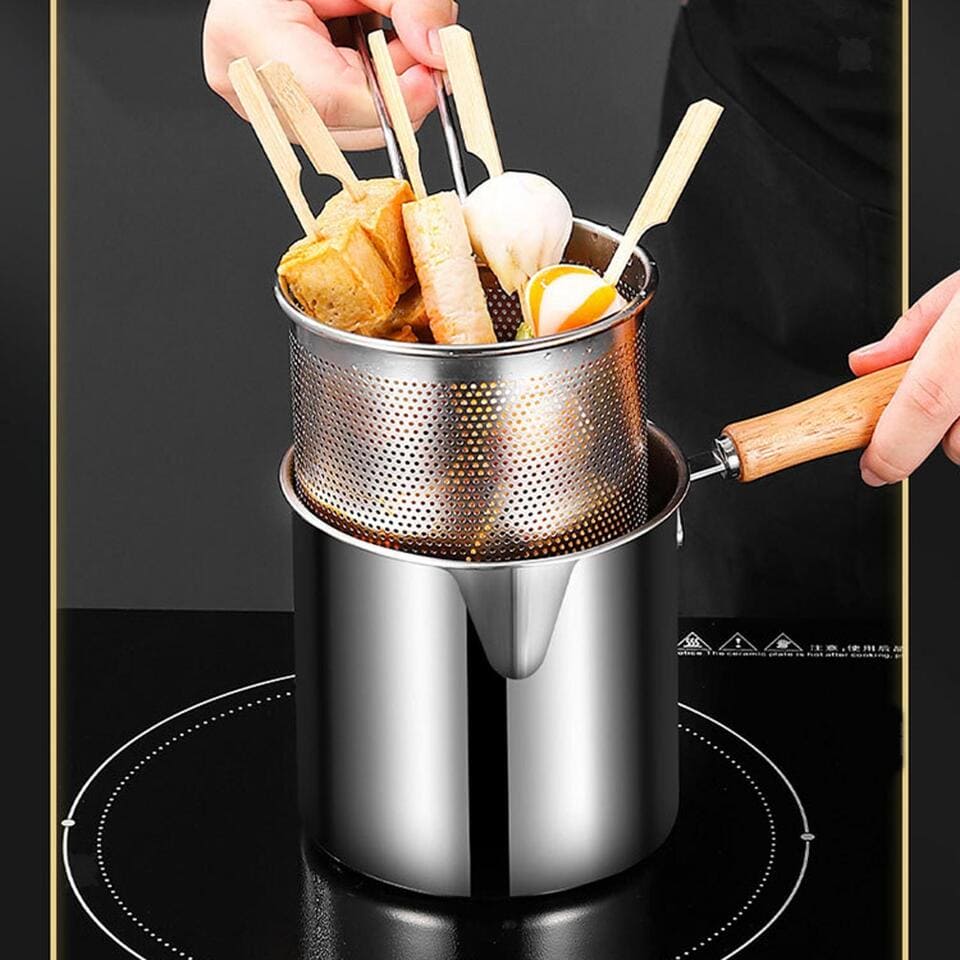 Kitchen Deep Frying Pot, Stainless Steel Kitchen Fryer With Strainer, Multipurpose Fries Fryer Chicken  Deep Frying Pot, Oil Residue Filtration Mesh Colander, Household Fryer with Filter Tempura Frying Pot, Steel Home Fryer Filter Utensil