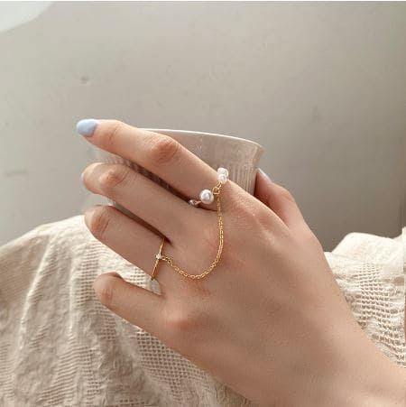 Long Chain Double Circle Rings, Retro Pearl Ring for Women, Hand Chain Faux Pearl Rhinestone Ring, Charm Pearl Beaded Ring, Alloy Simple Ring, Creative Opening Two-piece Pearl Rings