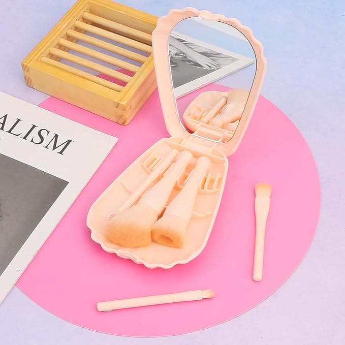 Shell Makeup Brush Set With Mirror, Eyeshadow Highlighter Foundation Brush Beauty Tool, Portable Shell Shaped Mirror Case  Brush Set, Convenient Small Portable Makeup Tool for Travel, Cosmetic Brushes Kit with Mirror Case