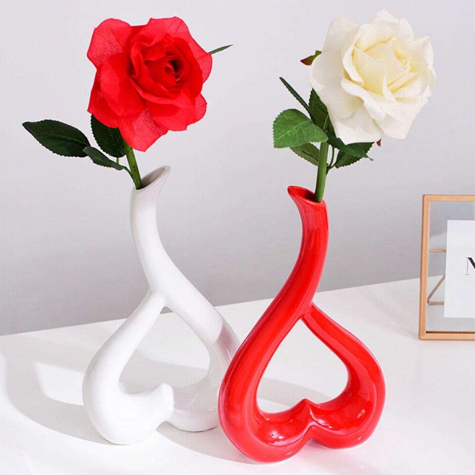 3D Heart Shape Flower Vase, Table Decor Flower Receptacle Ornament, Modern Minimalist Ceramic Vase, Office Desktop Living Room Interior Decoration, Floral Flower Arrangement Statues, Home Decoration Furnishing Pottery