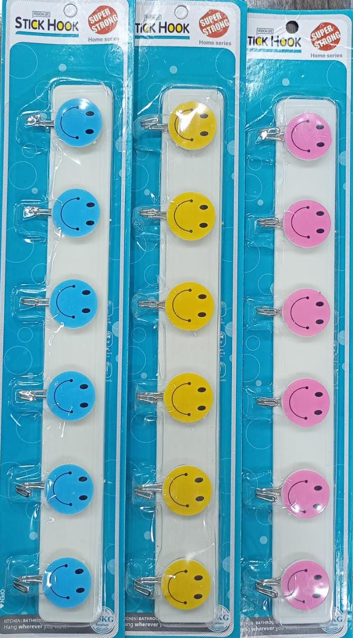 Set Of Colorful Smiley Hook, Plastic Hanging Hooks with Smile Face, Self Adhesive Wall Hook, Coat Bag Bathroom Door Kitchen Towel Hanger Hooks